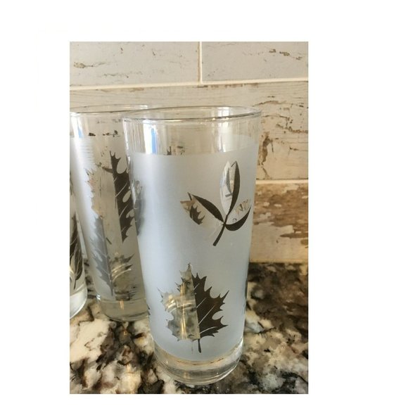 Lot of 5 Libbey Frosted White & Silver Leaves Tumblers Glass Vintage Barware Set - Picture 2 of 5